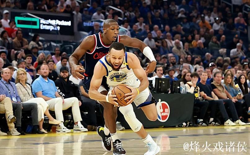 邓恩半场表现：投篮5中3，三分命中1记，斩获9分、1篮板、3助攻